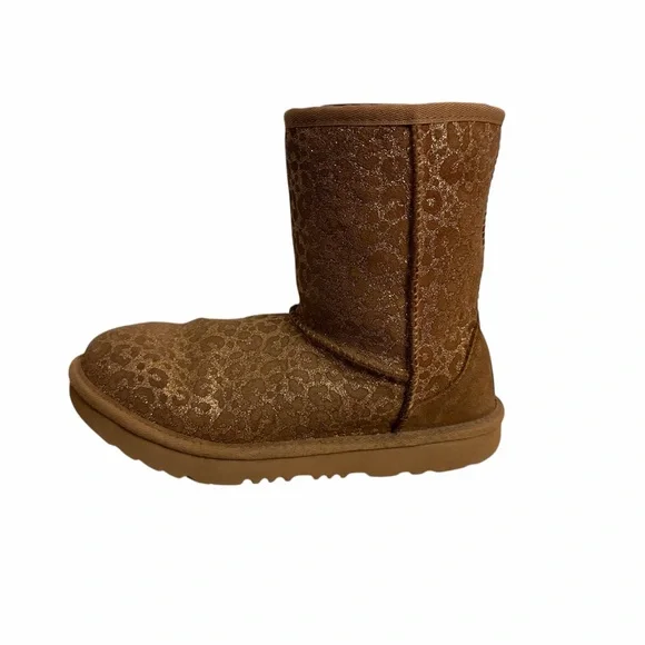 UGG Girls Classic Gold Glitter Leopard Print Boots Size 4 - Picture 6 of 6